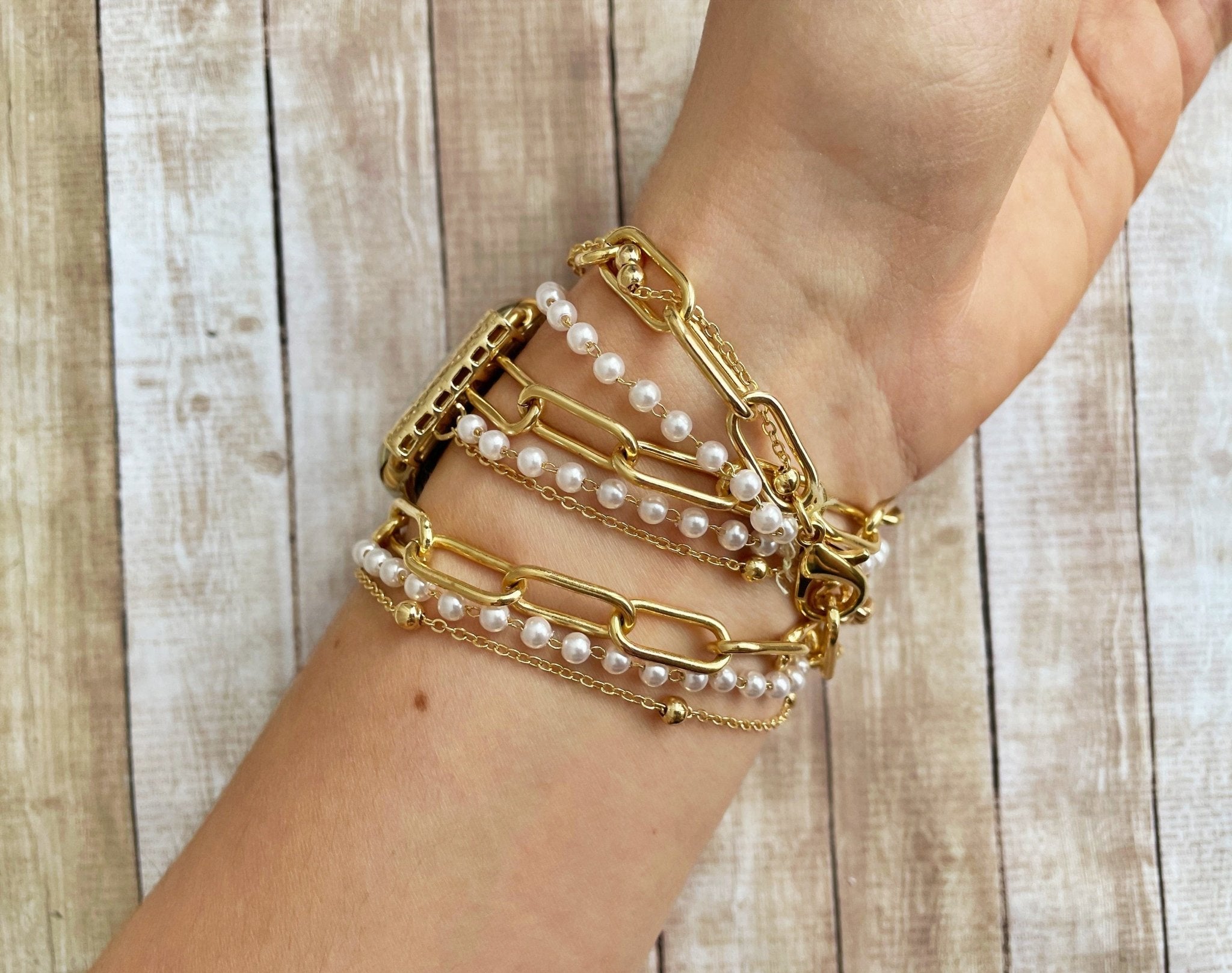Pearls and Chains Gold Bracelet Band for Apple Watch Gold Link Chain Bracelet for iWatch 38 40 42 44mm - Mareevo